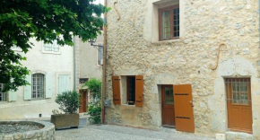Une maison dans le village